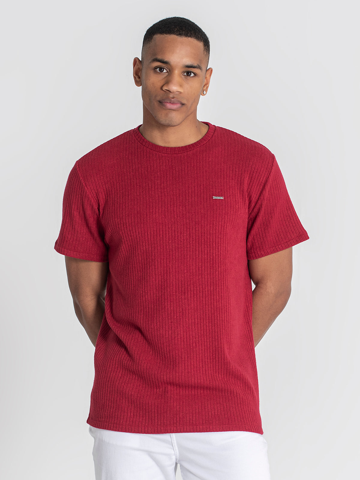 t-shirts / Burgundy Striped Tee