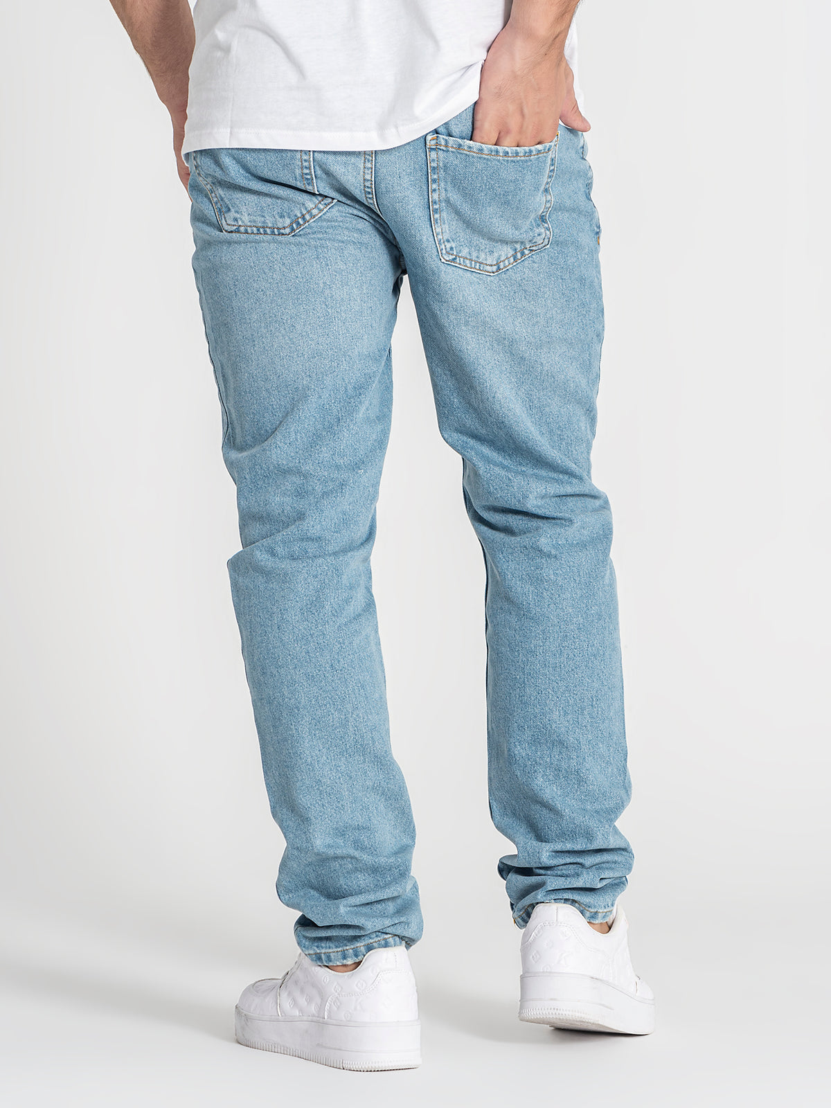 jeans / Light Blue Straight-Leg Jeans