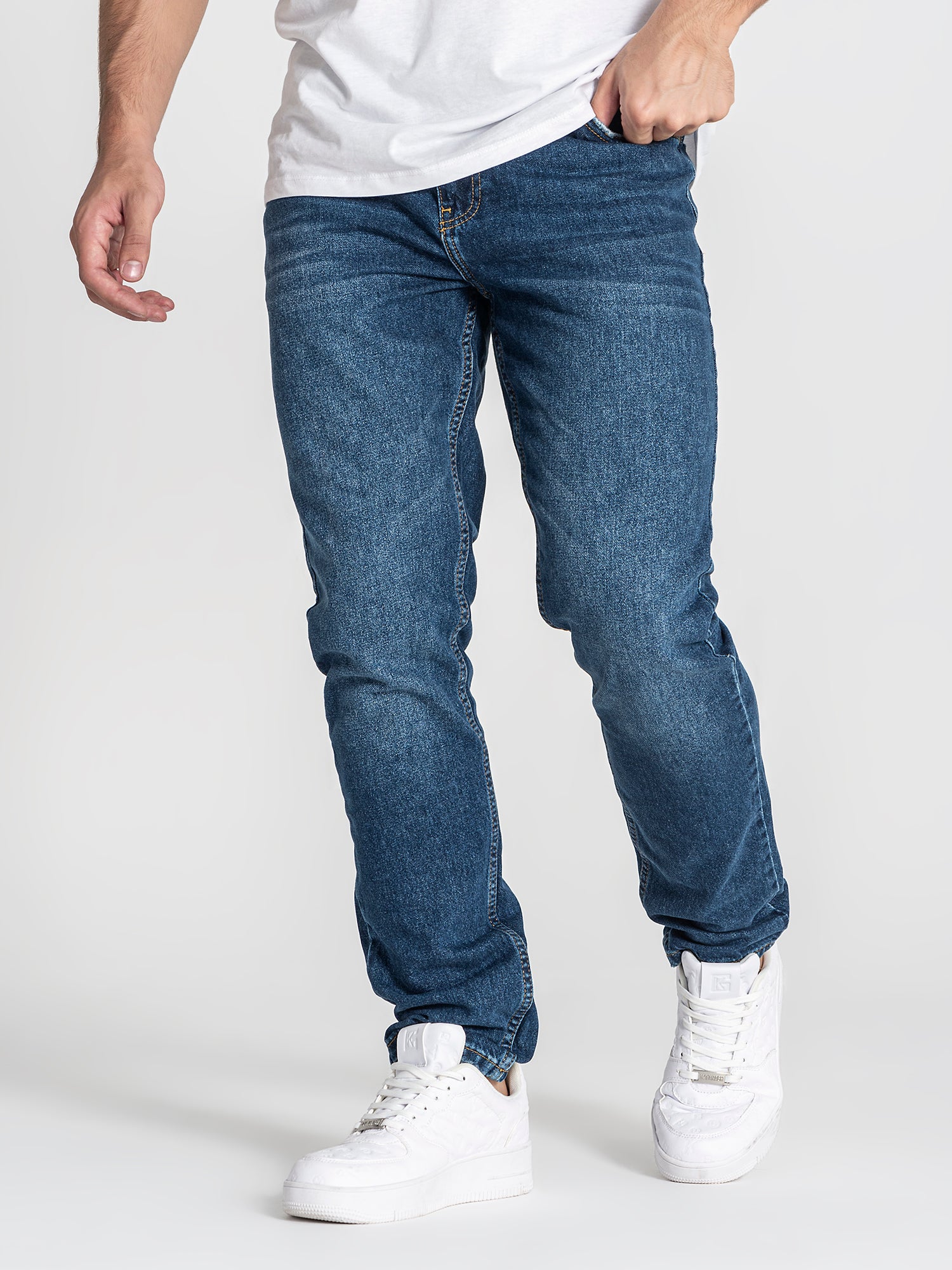 jeans / Dark Blue Core Straight-Leg Jeans