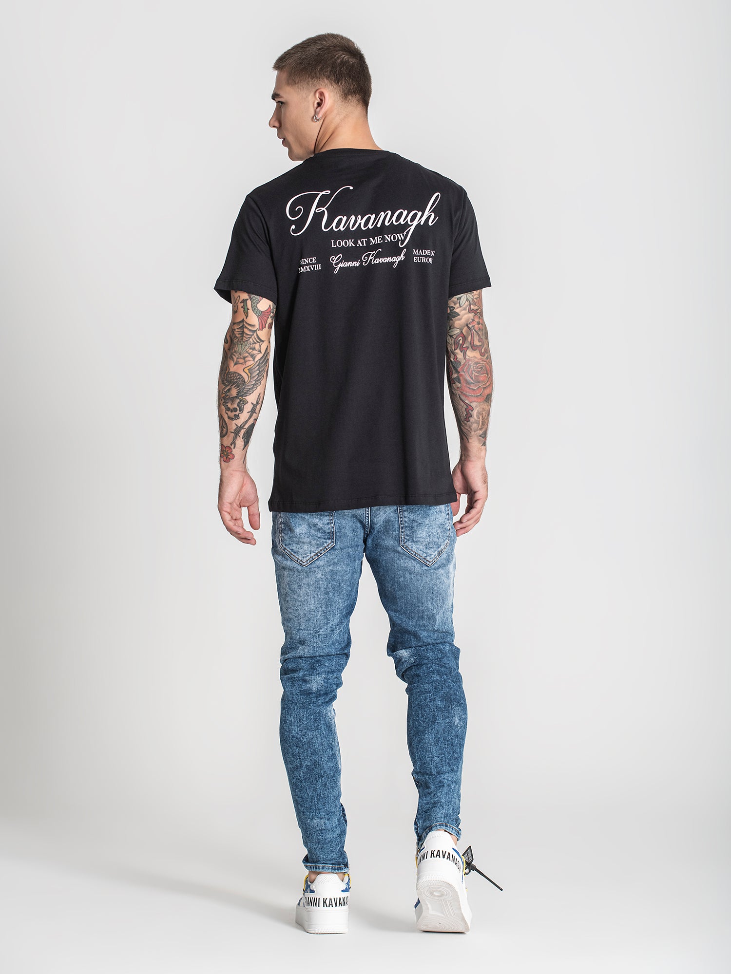 t-shirts / Black Showstopper Tee